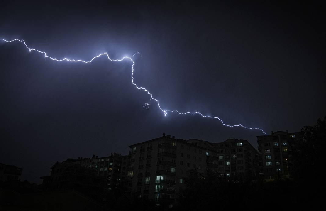 Ankara’da gece gündüze döndü 17